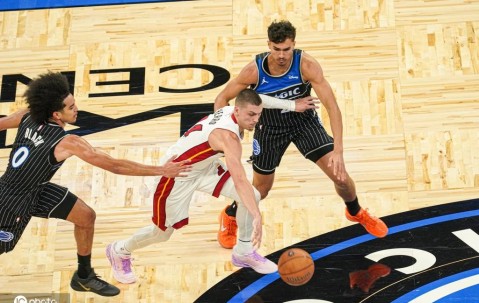 NBA杯-贝恩37分鲍威尔21分 魔术淘汰热火