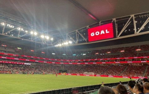 香港迎来盛夏足球热！利物浦等豪门启德对决，观众人数创新高