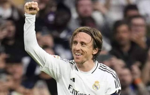 阿隆索已接受，39岁的魔笛有望续约皇马，提出两大条件：降薪与打替补