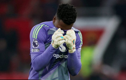 开局不利！奥纳纳受伤将缺席季前赛 曼联加速签新门将