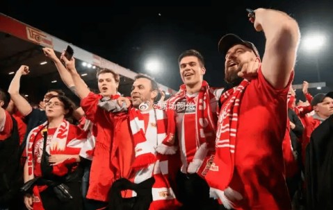 周三007 德甲焦点对决：沃尔夫斯堡主场迎战圣保利，残阵狼堡能否借主场止颓，阻击保级劲旅？