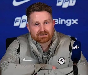 一边倒?切尔西新帅临危受命!瓜帅名帅对决,蓝军能否爆冷?