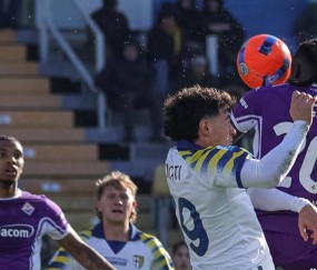 意甲垫底佛罗伦萨再遭重挫：17轮仅获一胜，24亿欧豪阵依旧遭遇滑铁卢