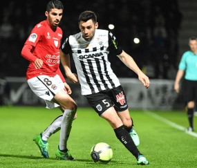 德甲焦点战：云达不来梅VS霍芬海姆——攻防博弈下的胜负手与比分推演