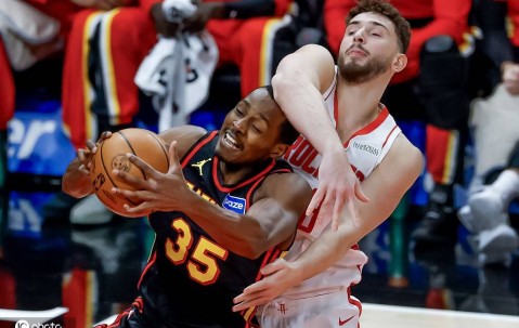 杜兰特31分麦科勒姆23分 火箭大胜老鹰
