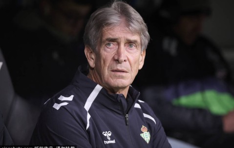 皇马近4战本菲卡1胜3负失15球，穆帅欧冠淘汰赛已超十年未尝胜果