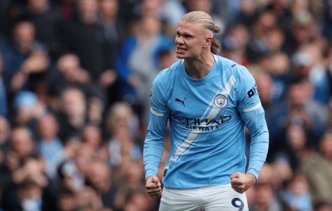 2-0！英超12.1亿豪门3连胜 神锋5分钟双响+连续11场破门狂轰21球