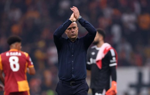 斯洛特称利物浦成绩遭“针对”，点名克洛普言论引热议